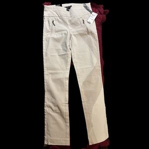 NWT INC International Concepts (Macy's) Women's Beige pants size 0P